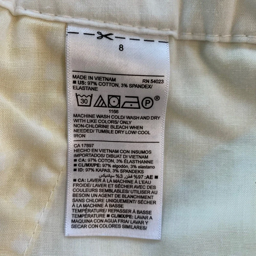 Old Navy Yellow Gingham Seersucker Everyday Shorts Size‎ 8 Women's Preppy Summer